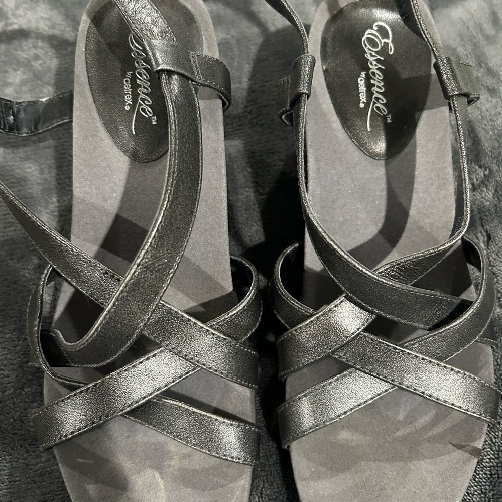 Aetrex Black Strappy Sandals
